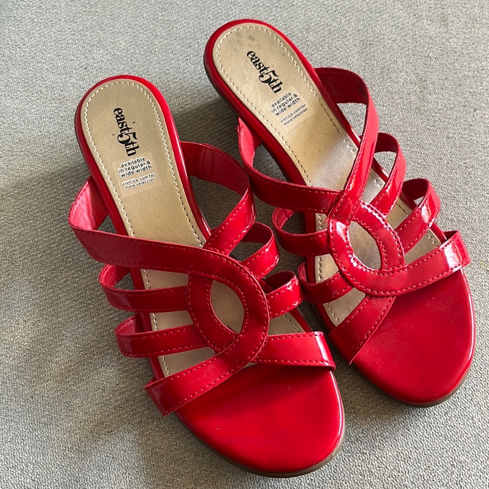 East5th- red slip on , wedge size 8.